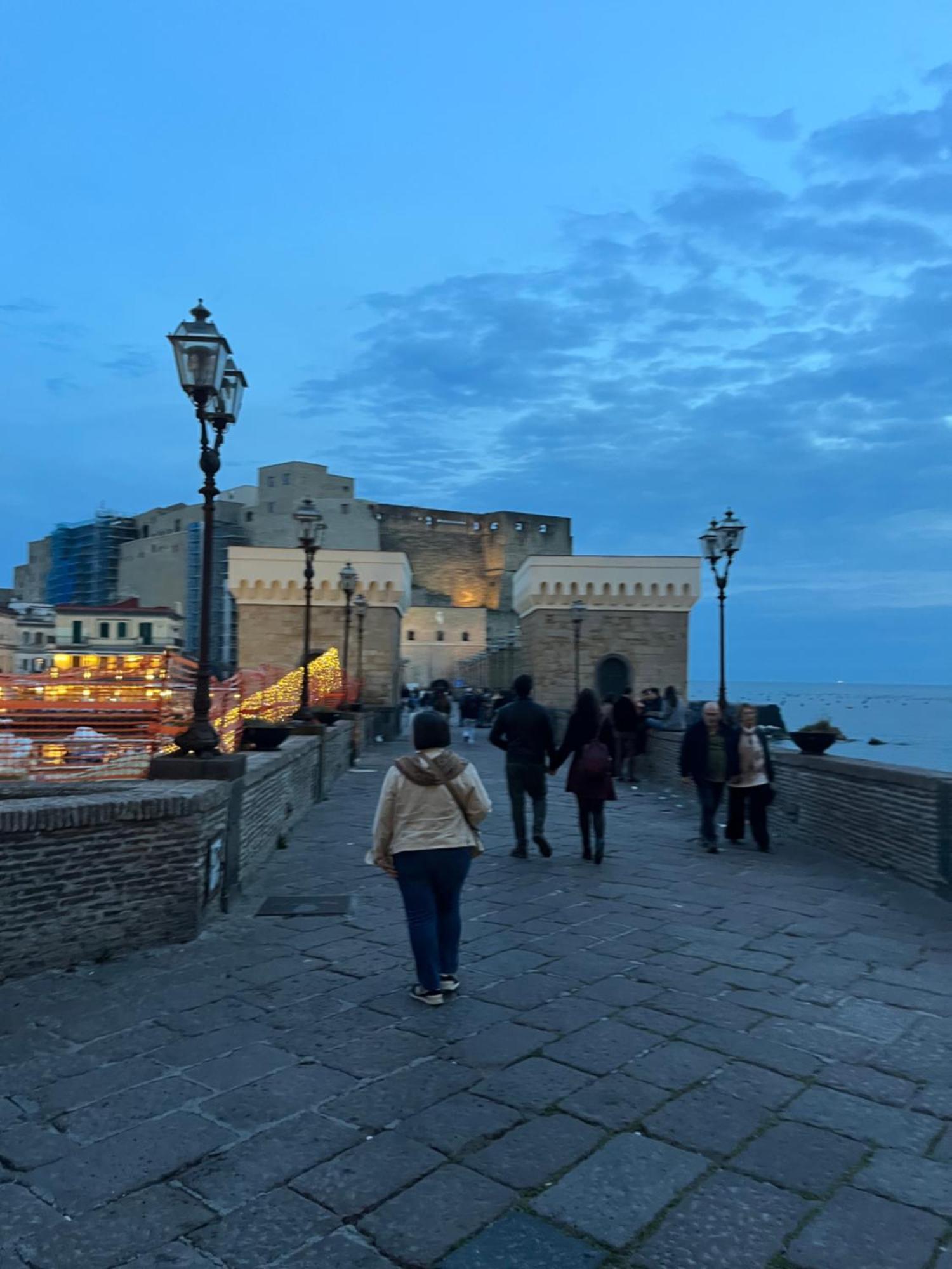Apartment Un Posto Solare Naples